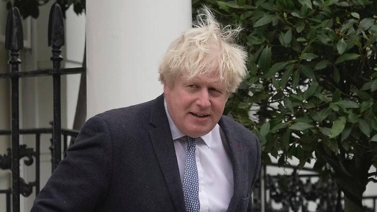 Johnson versicherte damals, dass die Lockdown-Richtlinien in seinem Amtssitz vollständig eingehalten worden seien.