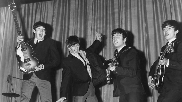 Die Beatles konnten sich schon über den Erfolg ihres ersten Albums 1963 freuen.