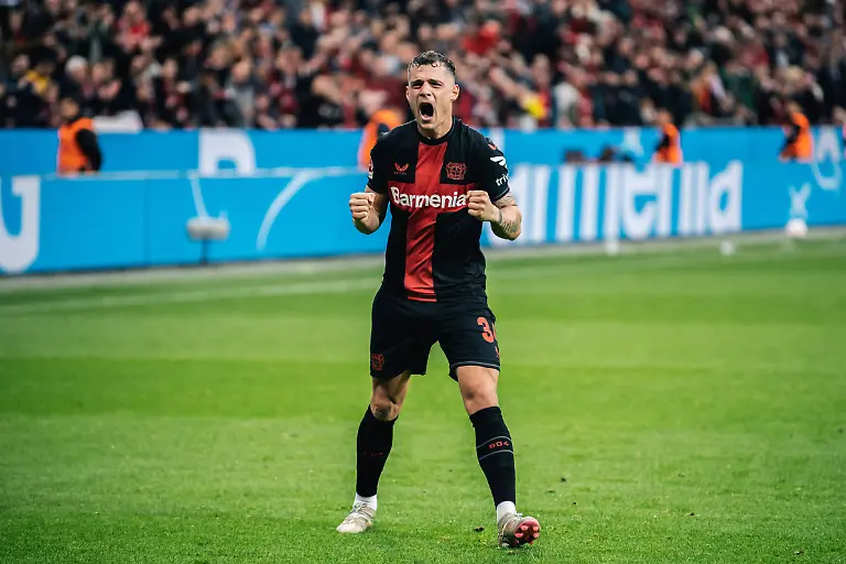 bg-leverkusen-saison-69