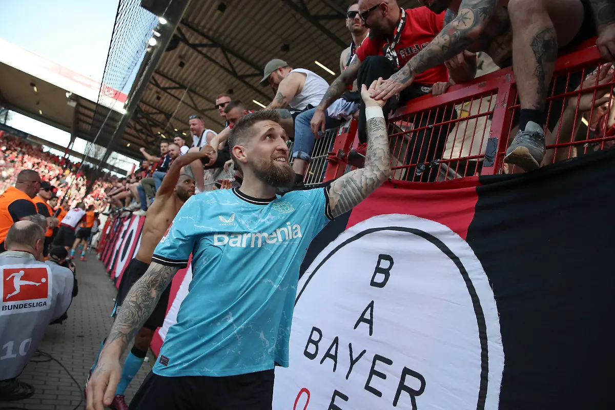 bg-leverkusen-saison-61