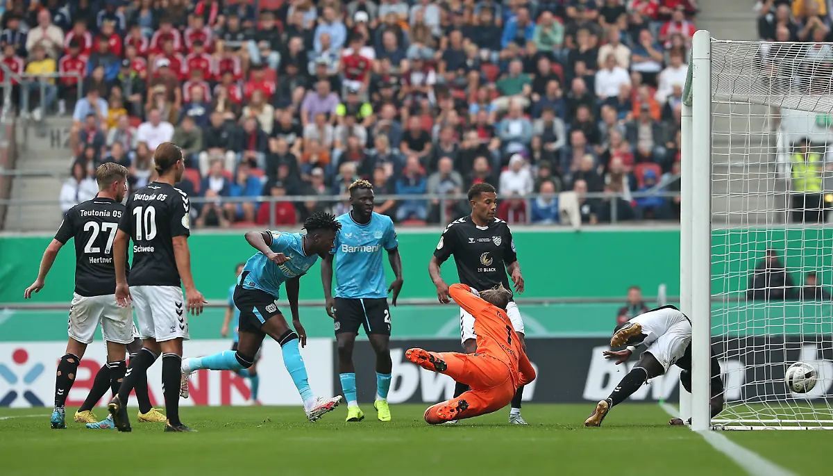 bg-leverkusen-saison-34