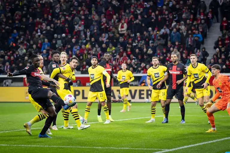 bg-leverkusen-saison-38