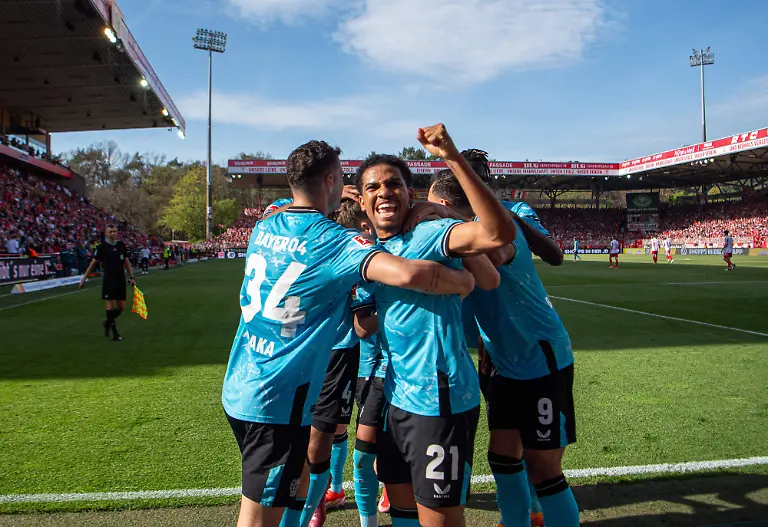 bg-leverkusen-saison-1