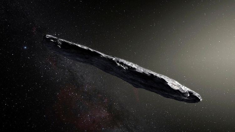 Oumuamua ist Wissenschaftlerinnen und Wissenschaftlern zufolge geformt wie eine Zigarre - oder ein Pfannkuchen.