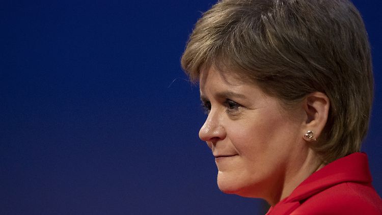 Vor ihrem Ausscheiden aus dem Amt als "First Minister" setzt Sturgeon mit der Entschuldigung noch einen wichtigen Akzent.
