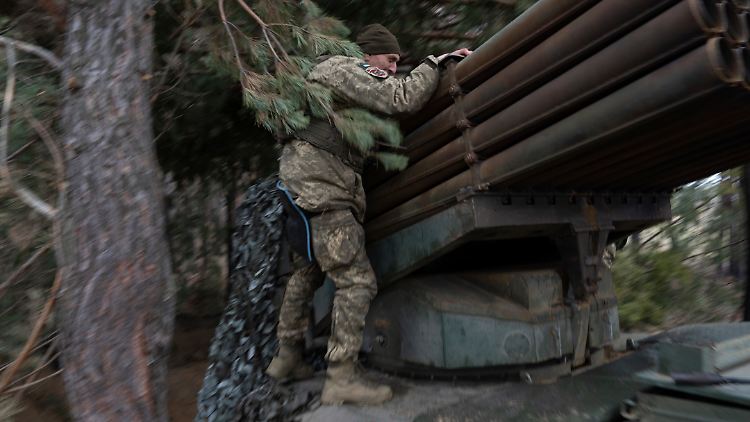 Die ukrainischen Soldaten konnten bisher die russischen Angriffe in der Stadt nördlich von Bachmut gut abwehren.