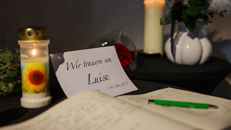 Die getötete 12 Jahre alte Luise aus Freudenberg und die beiden Täterinnen kannten sich. Warum Luise getötet wurde, ist nach wie vor unklar. Fest zu stehen scheint inzwischen: Die Tat war geplant und keine Affekthandlung.