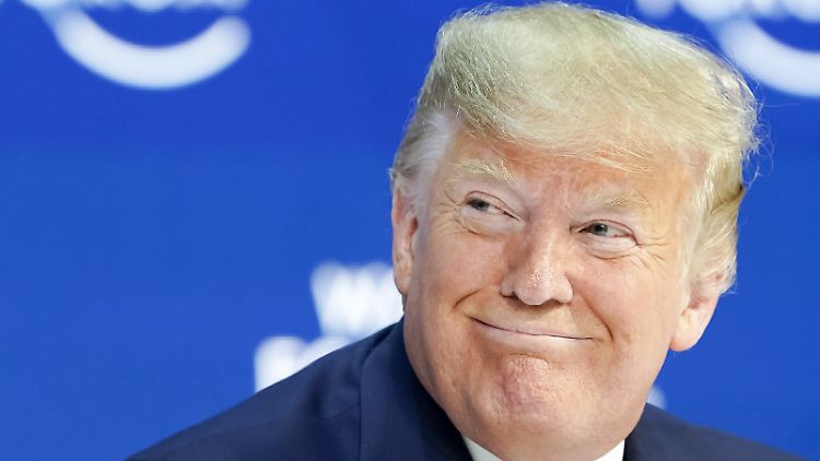 Trumps Umgang mit geheimen Dokumenten könnte ihn die Kandidatur für das Präsidentenamt kosten, sagen Experten. 