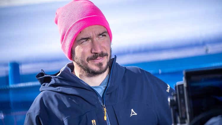Auch wenn es schwerfällt - er schaut nach vorn: Felix Neureuther.
