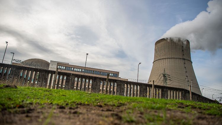 Eigentlich sollten die verbliebenen Atomkraftwerke in Deutschland schon zum letzten Jahreswechsel abgeschaltet werden.