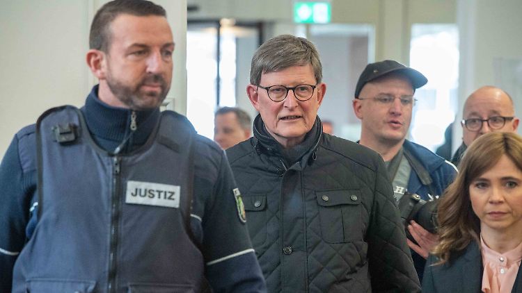 In dem Verfahren gegen die "Bild"-Zeitung ist Kardinal Woelki der Kläger. 