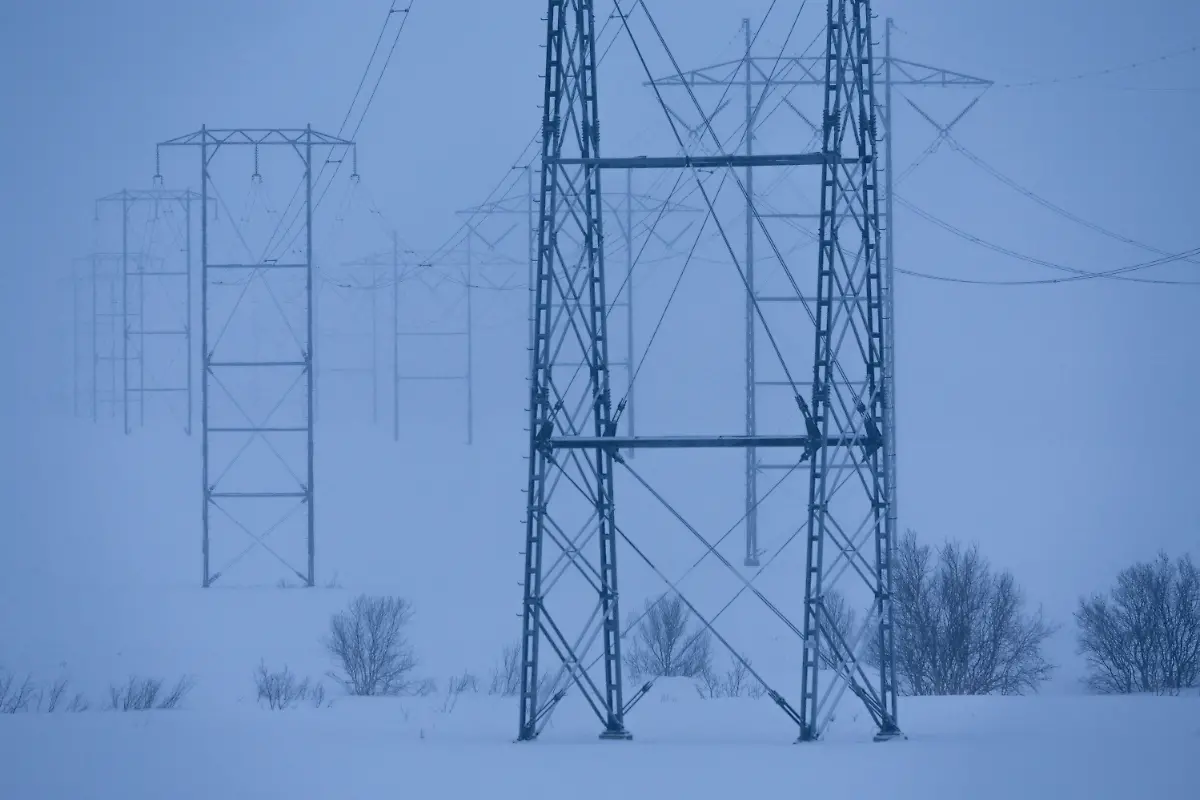 2024-04-03T080059Z-313857462-RC2RL6ALE1O3-RTRMADP-3-ARCTIC-REINDEER-NORWAY-POWER