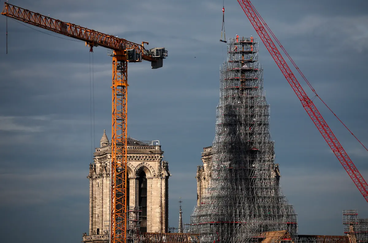 2023-11-29T124921Z-2047297246-RC2XM4AKQJIN-RTRMADP-3-FRANCE-NOTREDAME