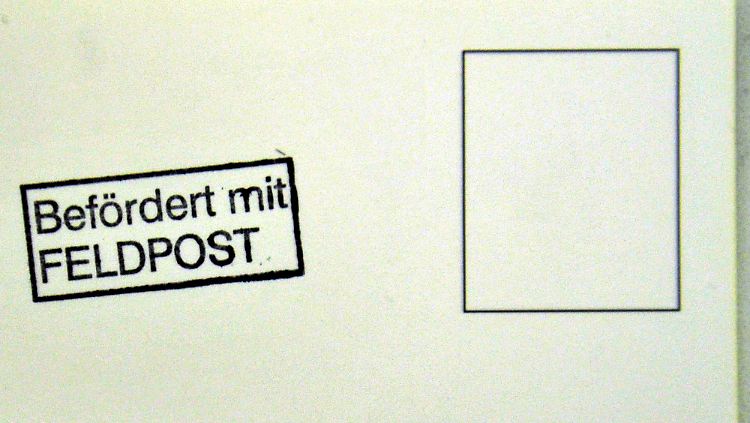 Eine Feldpostkarte im Bundeswehr-Lager in Faisabad.