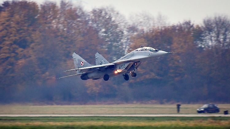 Polen will der Ukraine vier Mig-29 liefern.