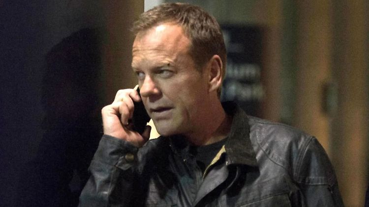 Fällt tief in das Kaninchenloch: John Weir (Kiefer Sutherland)