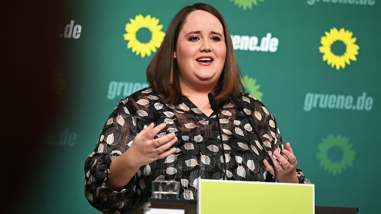 Ricarda Lang macht sich auch für ein Tempolimit stark, die Ambitionen der Ampel beim Klimaschutz reichen ihr nicht aus.