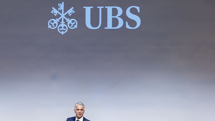 "Unsere größere kritische Masse wird uns auf globaler Ebene sicher einen weiteren Vorteil bringen", sagt Sergio Ermotti.