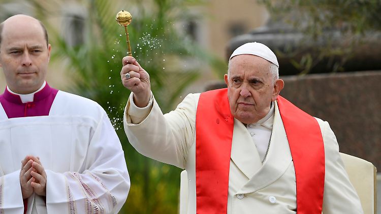 Der Papst hatte drei Tage im Krankenhaus verbracht.