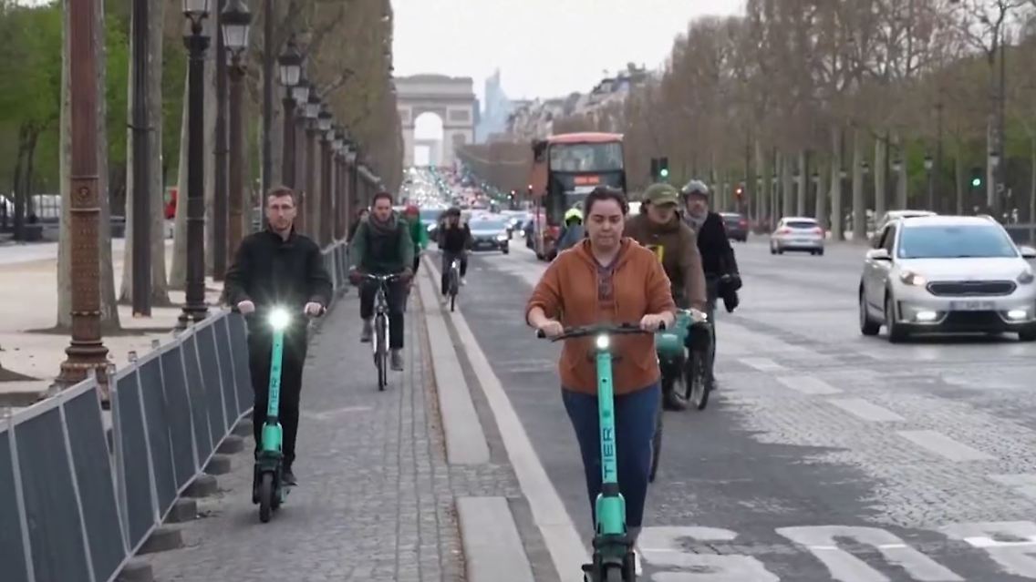 ParisERoller.JPG