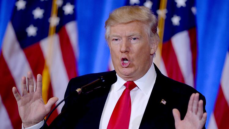 Trump nutzt die Anklage, um sich als Opfer einer politisch gesteuerten Justiz zu inszenieren.