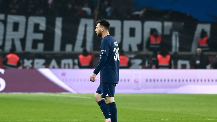 Lionel Messi tut sich schwer bei und mit Paris Saint-Germain.