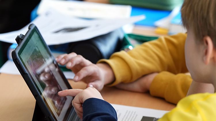 Auch die Digitalisierung an den Schulen kommt nur langsam voran.