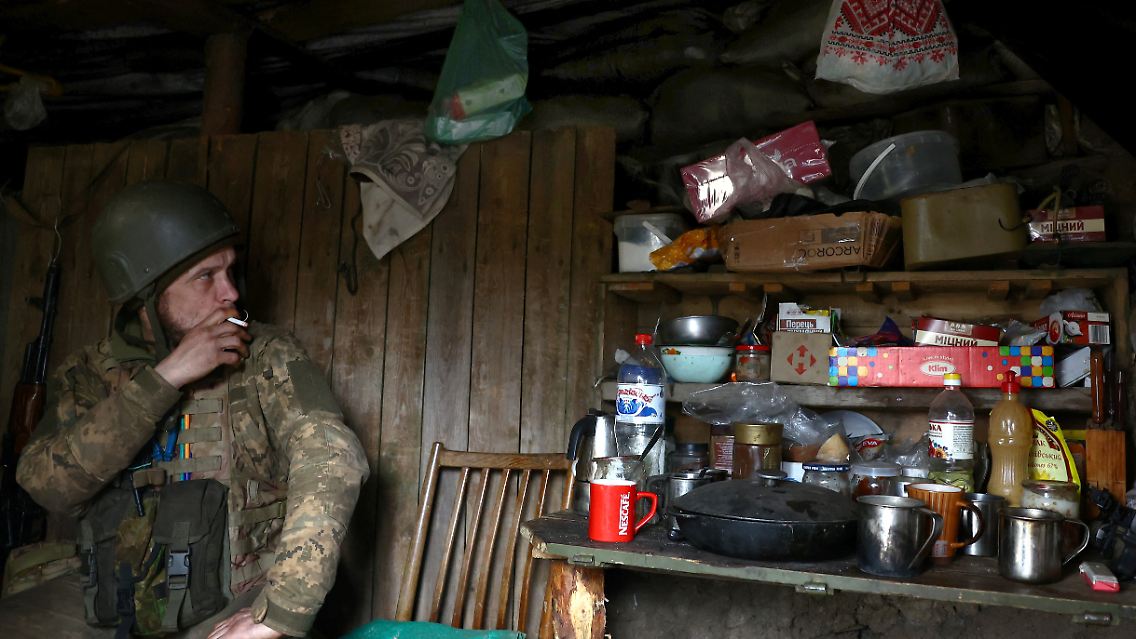 2023-04-04T140313Z_339296406_RC2L70AVP6CG_RTRMADP_3_UKRAINE-CRISIS-EAST.JPG