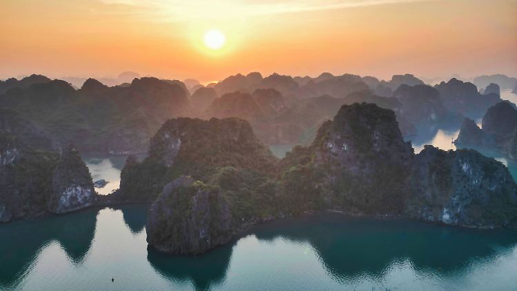 Die Halong Bay ist seit 1994 Weltnaturerbe der UNESCO.