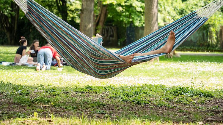 Kann sich während einer Auszeit lohnen: Vor dem Sabbatical auf einen Teil des Lohns zu verzichten.