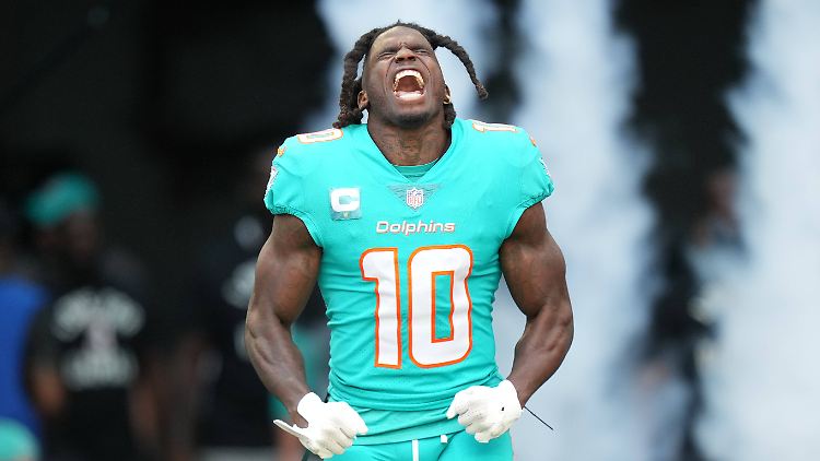 Hat Tyreek Hill im Garten die Nerven verloren?