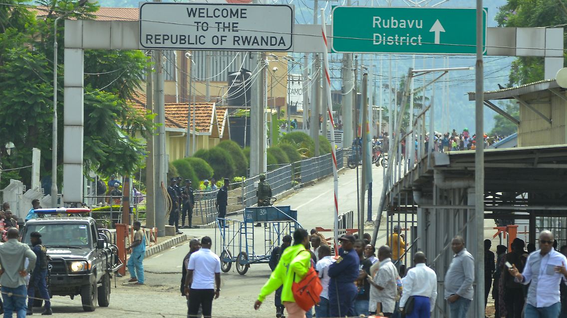 Von November 2022 bis Februar 2023 flohen nach amtlichen ruandischen Angaben 4300 kongolesische Tutsi nach Ruanda.