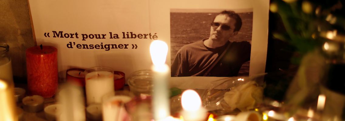 2020-10-21T190122Z_429342261_RC27NJ9BTZ6G_RTRMADP_3_FRANCE-SECURITY-TRIBUTE.JPG