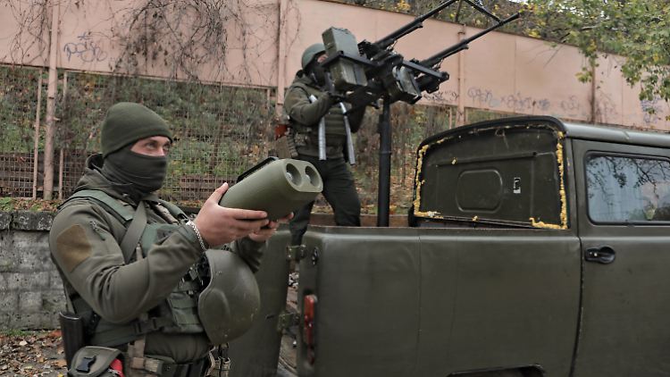 Die neu aufgetauchten Geheimdokumente sollen unter anderem eine alarmierende Einschätzung der schwächelnden ukrainischen Luftverteidigungsfähigkeiten enthalten.