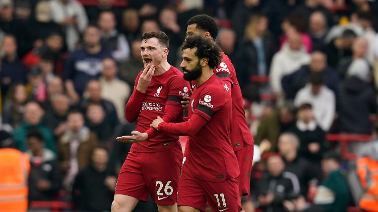 Robertson hielt sich sichtlich schockiert das Kinn.