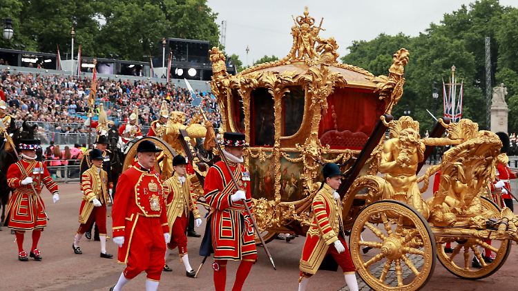 "Quietscht" und ist 260 Jahre alt: In dieser Kutsche wollen König Charles und Ehefrau Camilla zur Krönung nicht lange unterwegs sein.