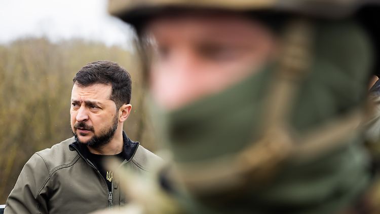 Wird der ukrainische Präsident von den USA abgehört? Selenskyjs Berater zieht das in Zweifel.