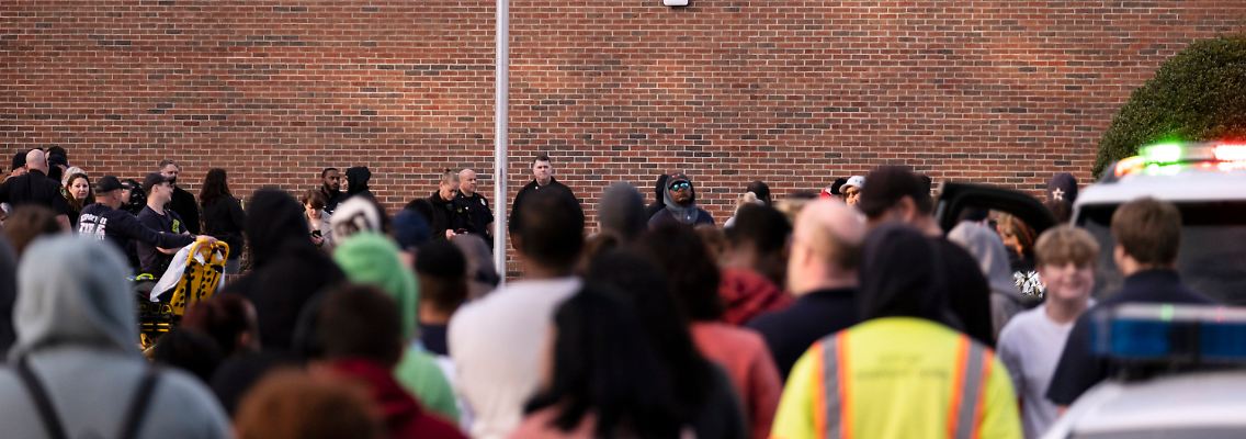 Selbst in den USA ein seltener Fall: Grundschüler schießt mit Waffe seiner Mutter auf Lehrerin.