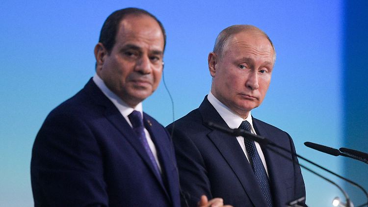 Präsident Abdel Fatah El-Sisi mit Amtskollege Wladimir Putin - vor dem Krieg knüpften beide Länder stärkere Bande.