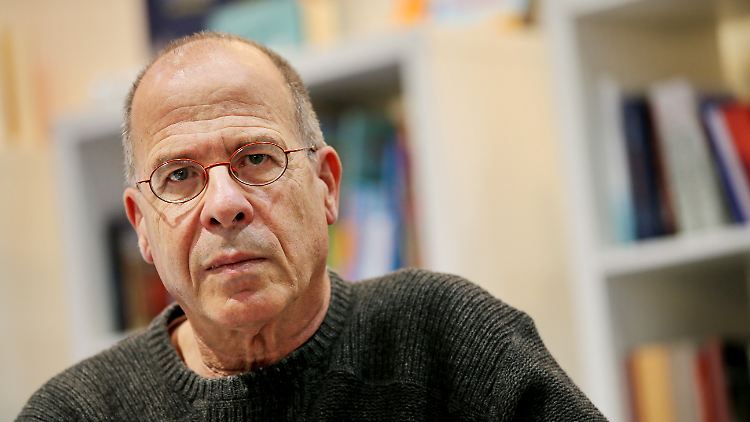 Shalev setzte sich für eine Zwei-Staaten-Lösung im Konflikt mit den Palästinensern ein.