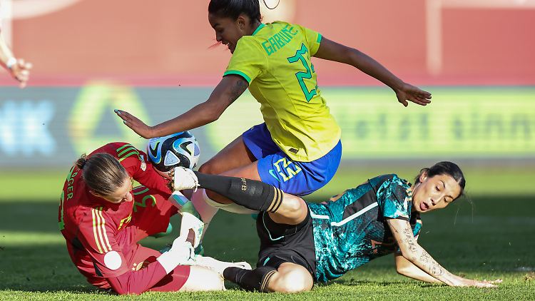 Die Abwehr inklusive Torhüterin Berger war gegen Brasilien gefordert. 
