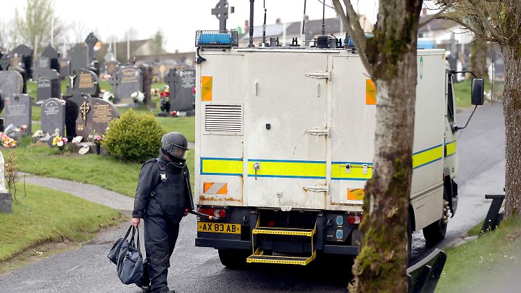 Die in der Stadt Londonderry gefundenen Sprengsätze wurden laut der Polizei entschärft und werden nun untersucht.