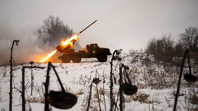 Ein mobiler Raketenwerfer der Ukraine aus sowjetischer Bauart.