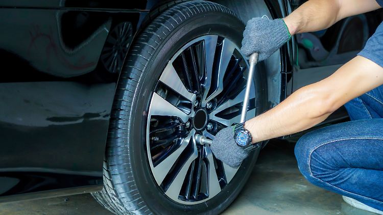Wo gibt es die Testsieger des ADAC-Sommerreifentests am günstigsten?