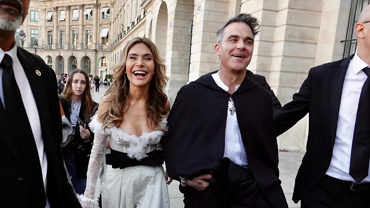 Robbie und seine Frau Ayda.