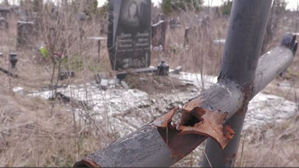 Friedhof Ukraine.JPG