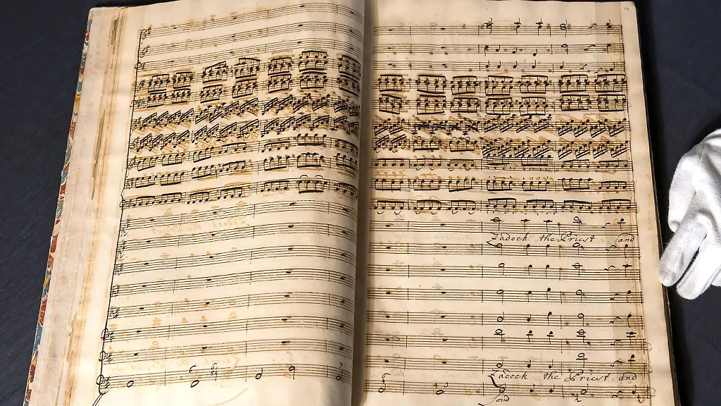 Ausschnitt-aus-der-Hymne-Zadok-the-Priest-in-einer-Abschrift-von-Georg-Friedrich-Haendels-Coronation-Anthems