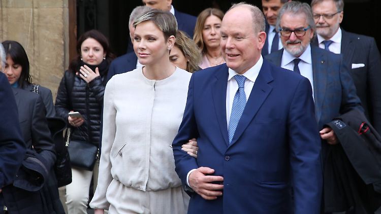 Sie wirken eigentlich ganz glücklich miteinander: Charlène von Monaco und Fürst Albert II.
