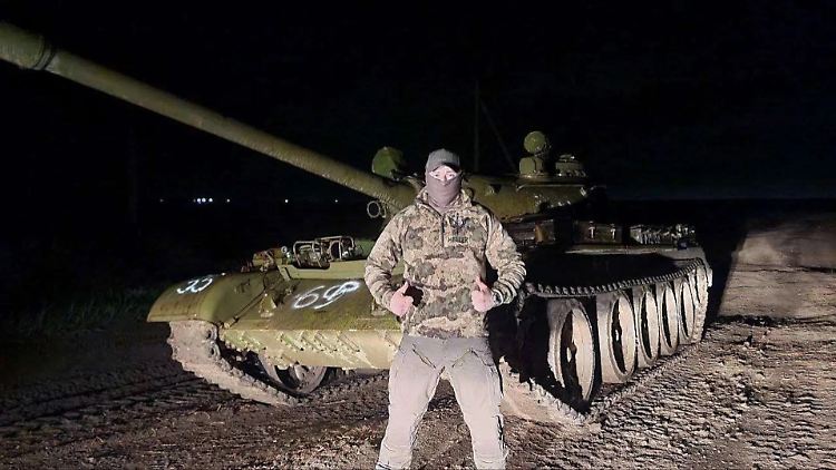 Dieses Foto eines T-54/T-55 postete der Telegram-Nutzer "Healer" diese Woche im Netz.  