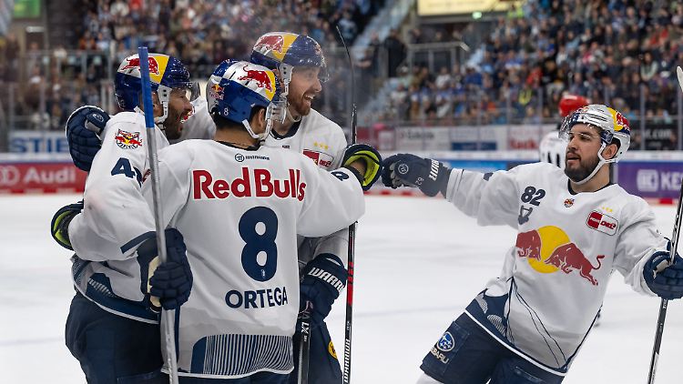 Nach dem Zittersieg im ersten Spiel darf der EHC Red Bull München diesmal schon früh feiern.